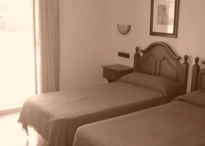 Mitra Crisalida Hotell 2*