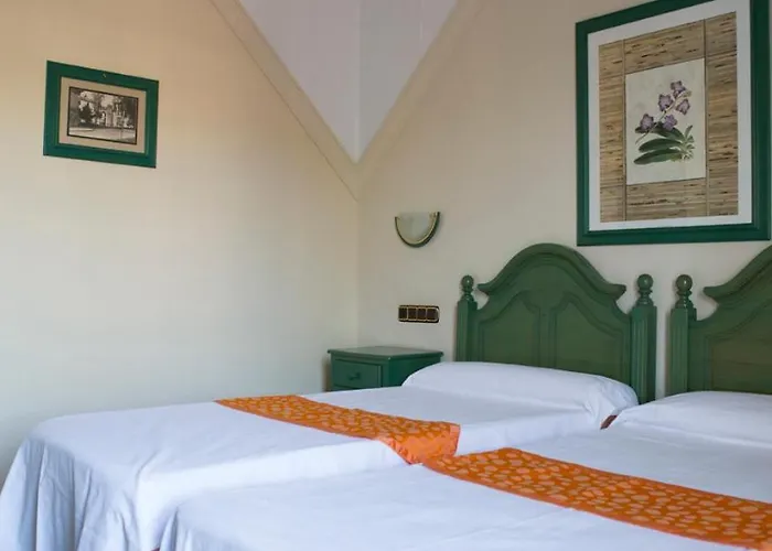Hotell Mitra Crisalida 2*