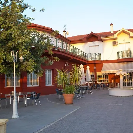 Hotel Mitra Crisalida Cabra