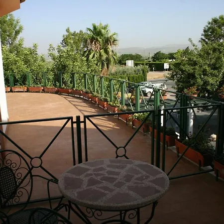 Hotel Mitra Crisalida
