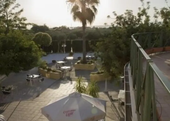 Hotel Mitra Crisalida