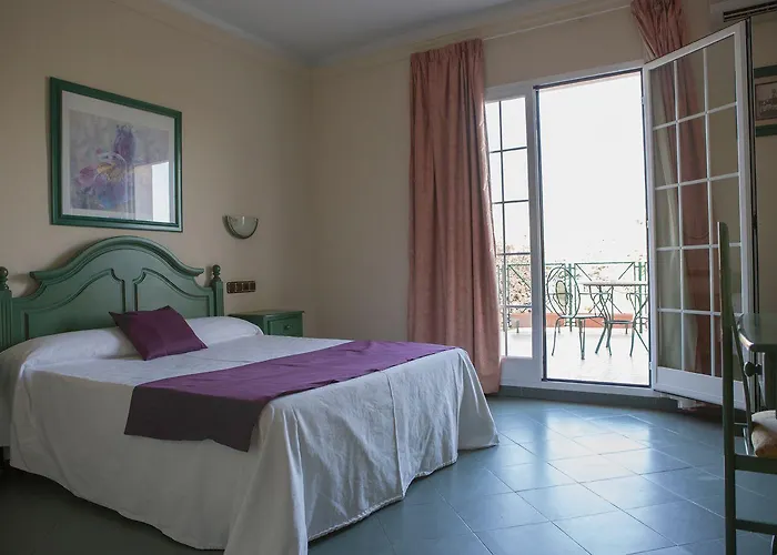 Hotel Mitra Crisalida