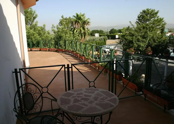 Hotel Mitra Crisalida
